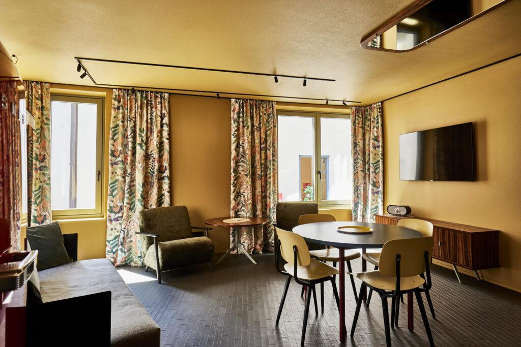 Bettstadt-Appartment Gelb-_K2A0403_HDR-Web-©Freiundzeit